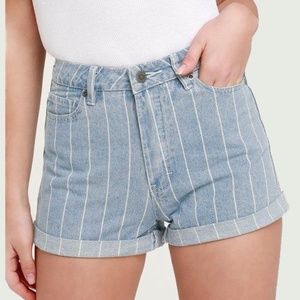 Hi Rise In The Style  Denim Pin Stripes